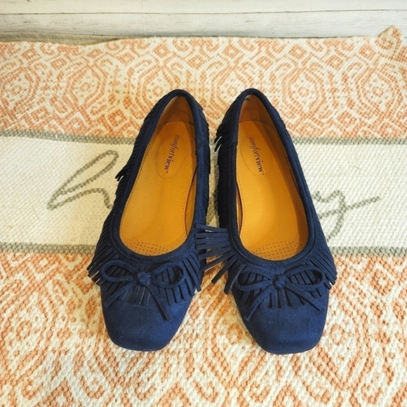Comfortview Faux Suede Navy Flats, w Moccasin Fringe Details, Size 8 - Picture 1 of 7